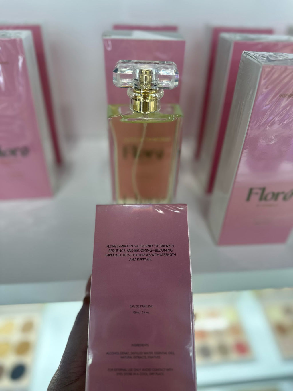 Flore by Daniella